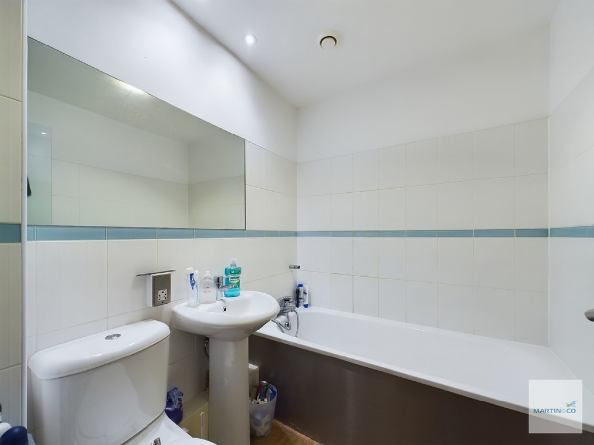 The Habitat, Woolpack Lane