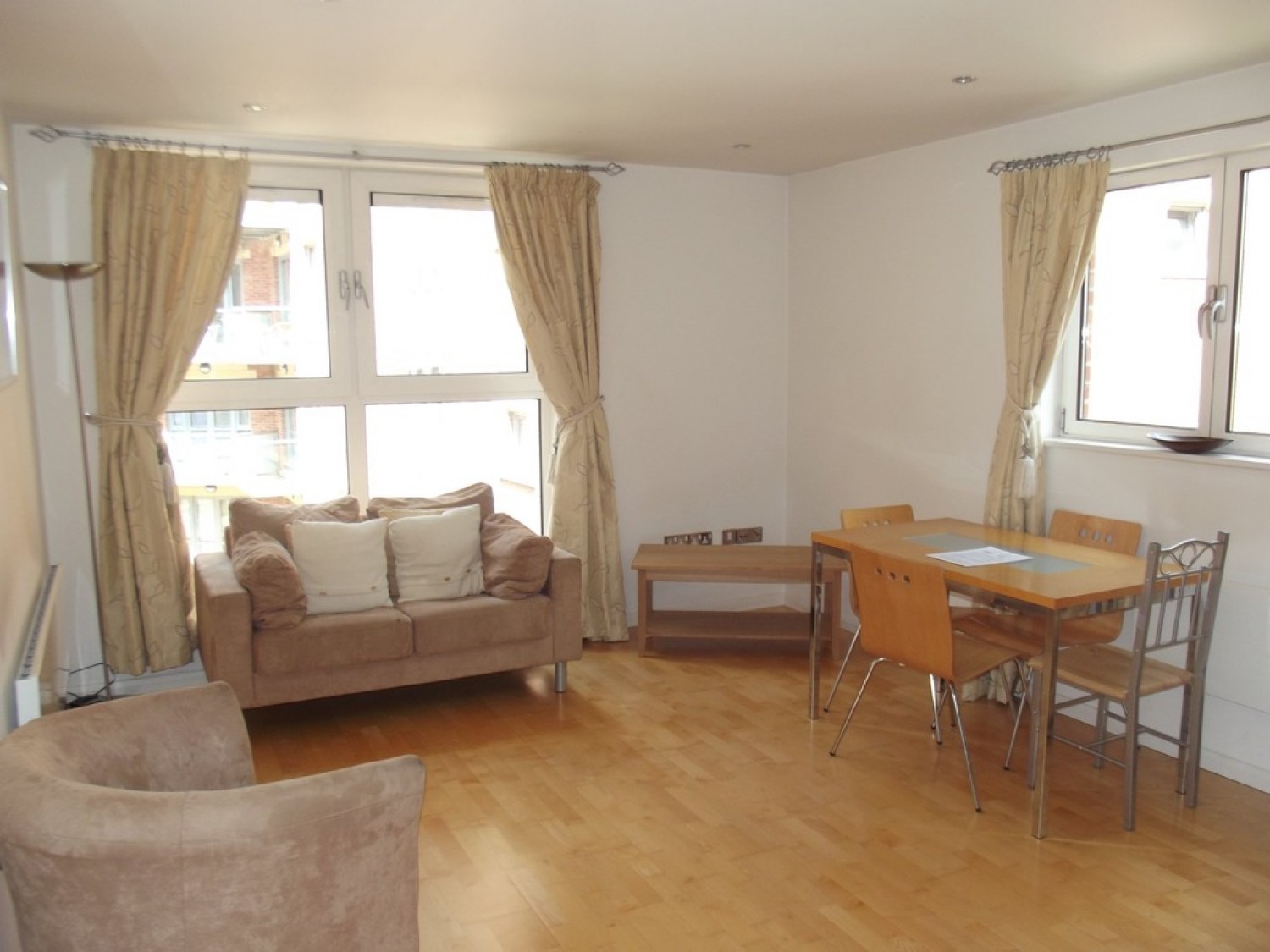 2 bedroom Flat for Letting Adams Walk, One Fletchergate