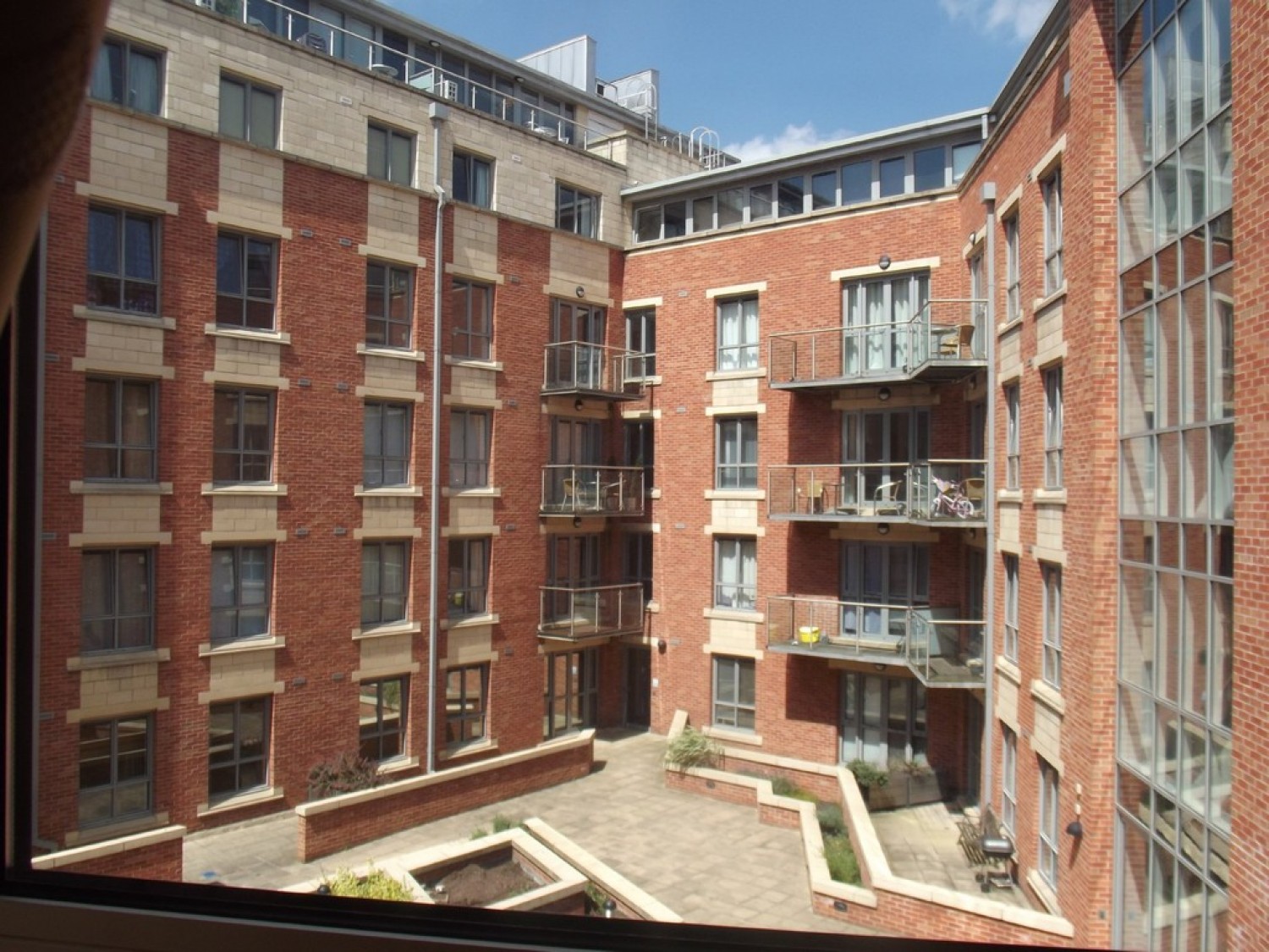 2 bedroom Flat for Letting Adams Walk, One Fletchergate