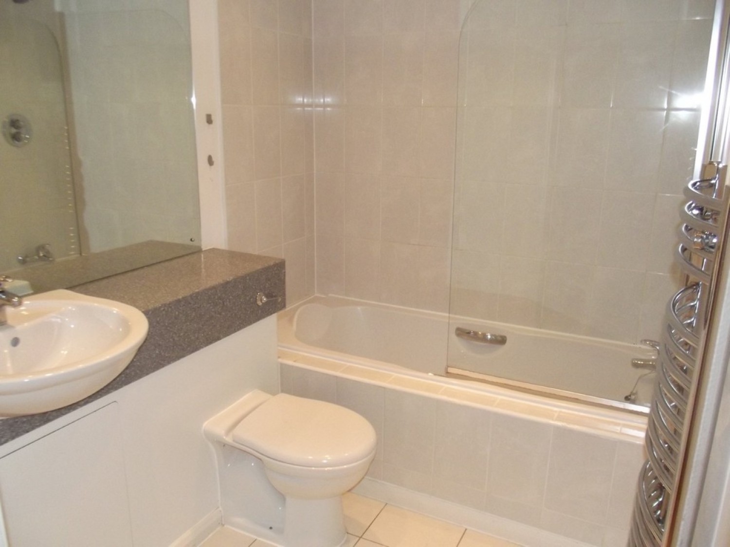2 bedroom Flat for Letting Adams Walk, One Fletchergate
