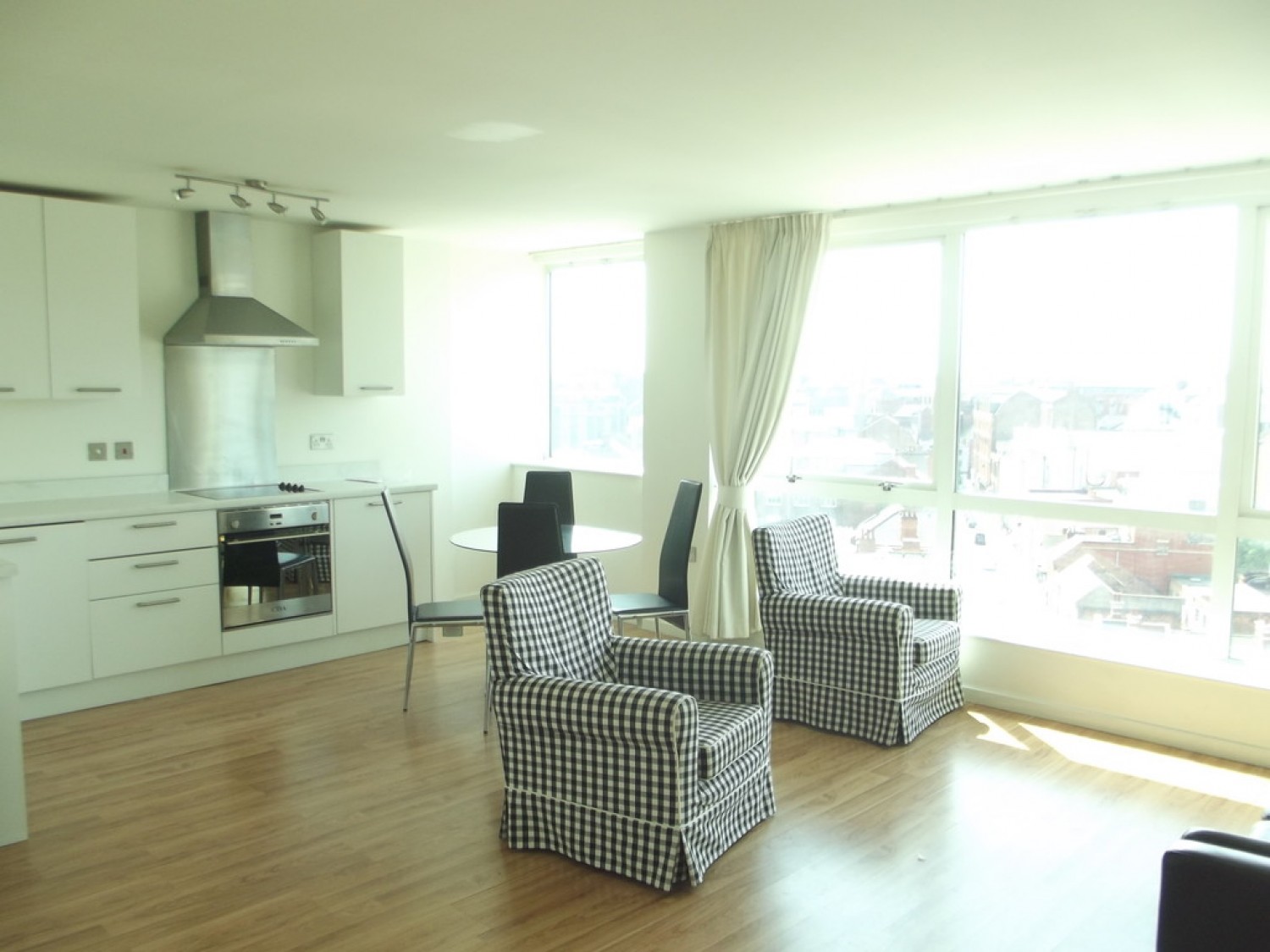 Marco Island, Huntingdon Street