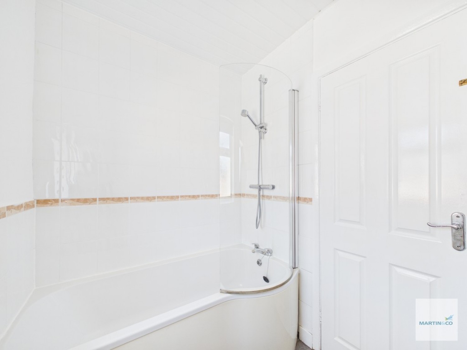 3 bedroom House for Letting Claremont Avenue, Hucknall