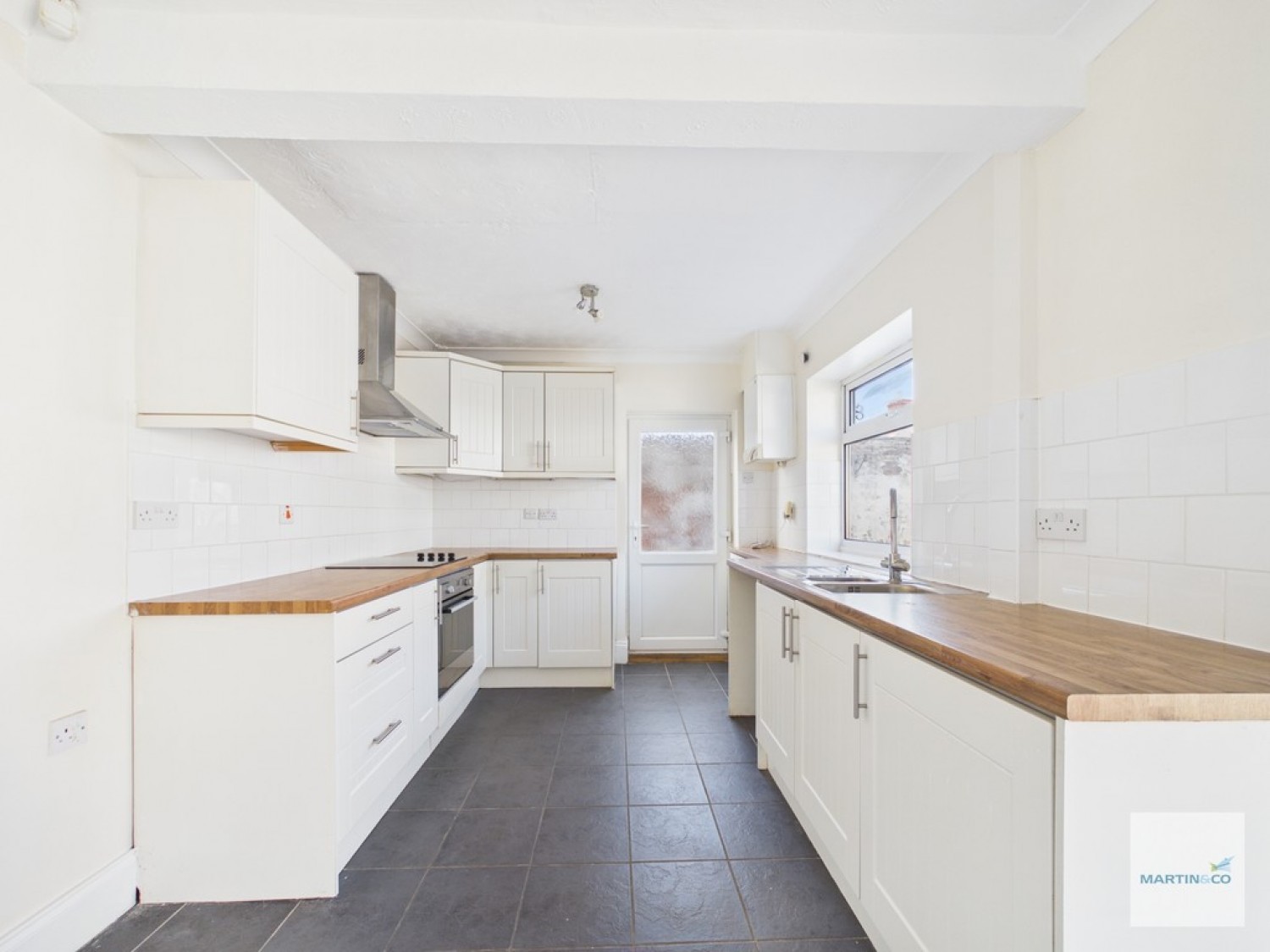 3 bedroom House for Letting Claremont Avenue, Hucknall