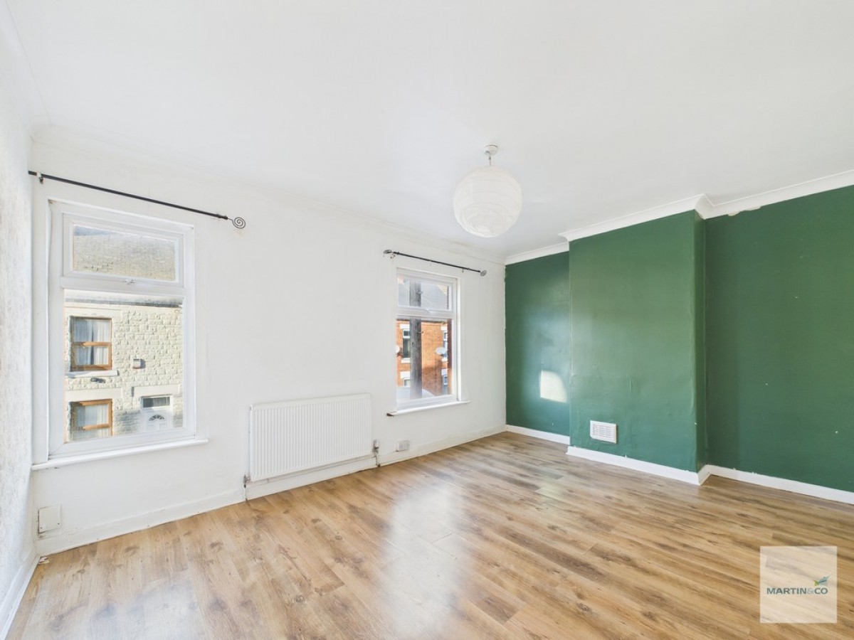 Carlingford Road, Hucknall