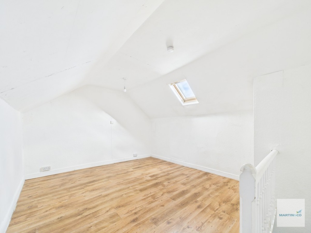 Carlingford Road, Hucknall