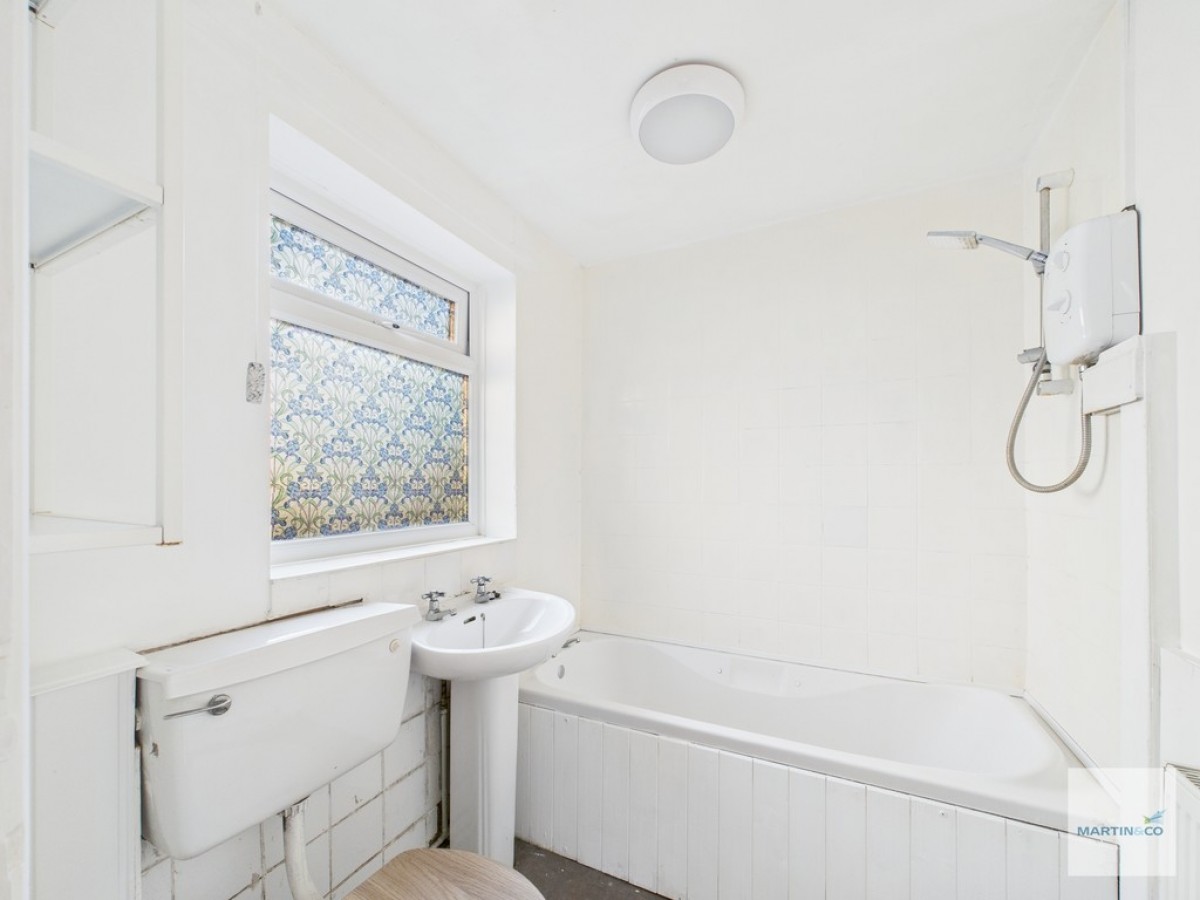 Carlingford Road, Hucknall