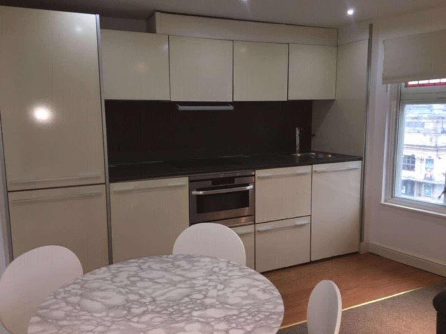 2 bedroom Flat for Letting Castle Exchange, Broad Street