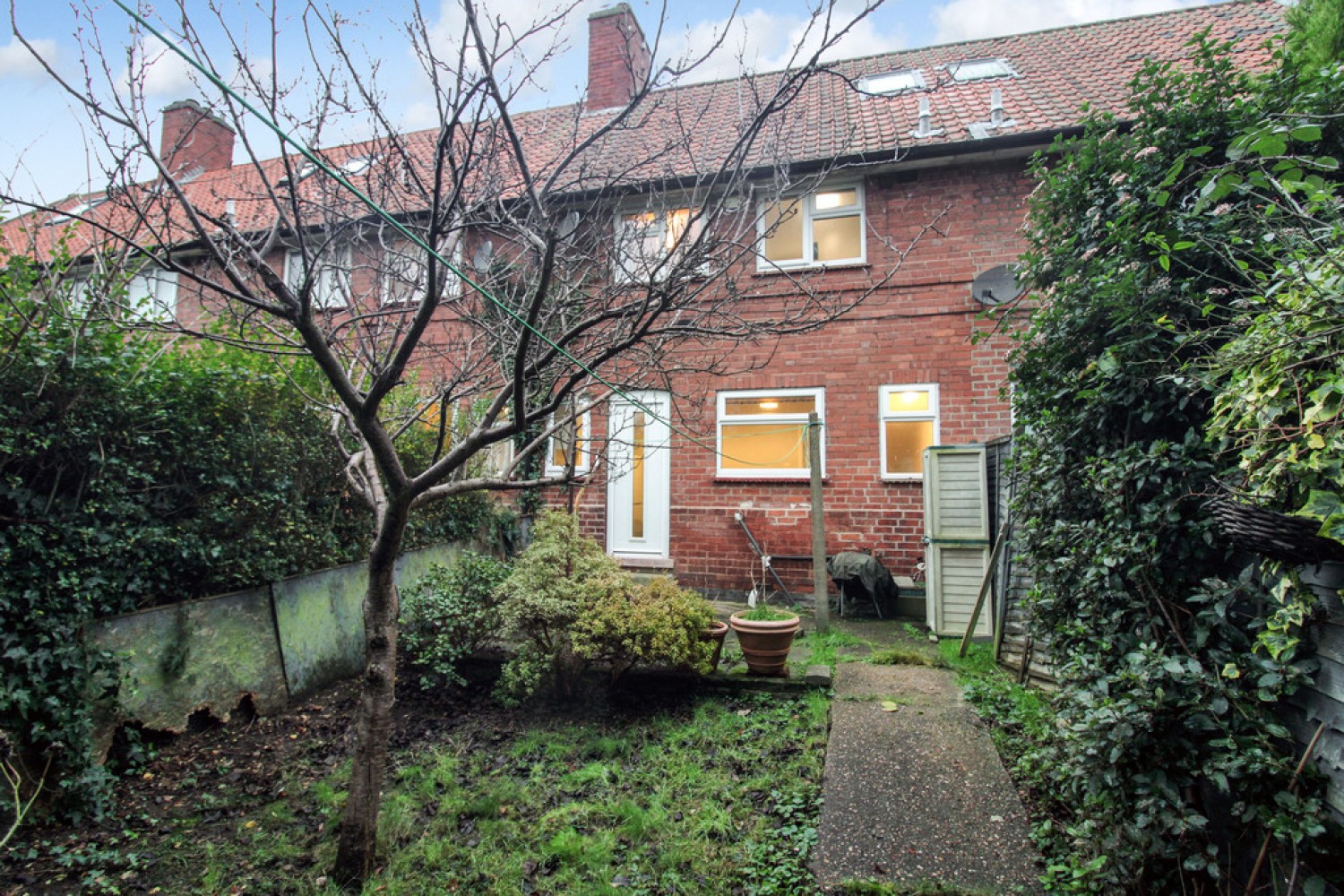 Aston Avenue, Lenton Abbey