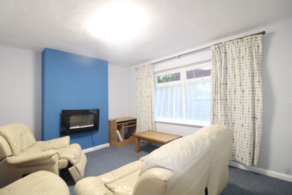 Aston Avenue, Lenton Abbey