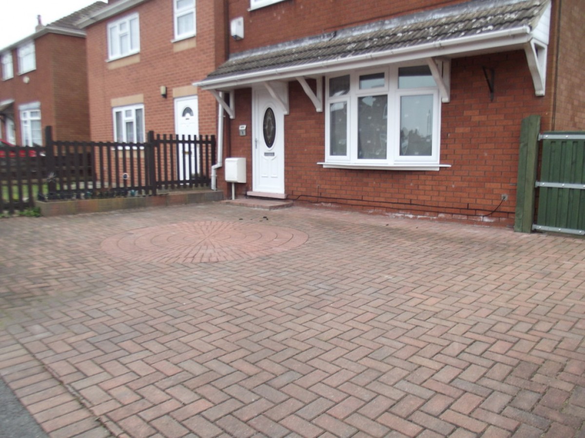 Markham Street, Newstead Village