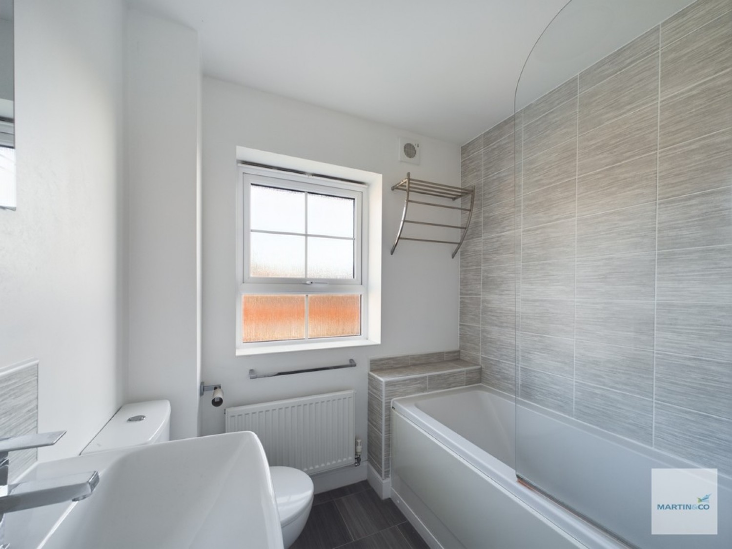 3 bedroom House for Letting Whitebeam Close, Edwalton