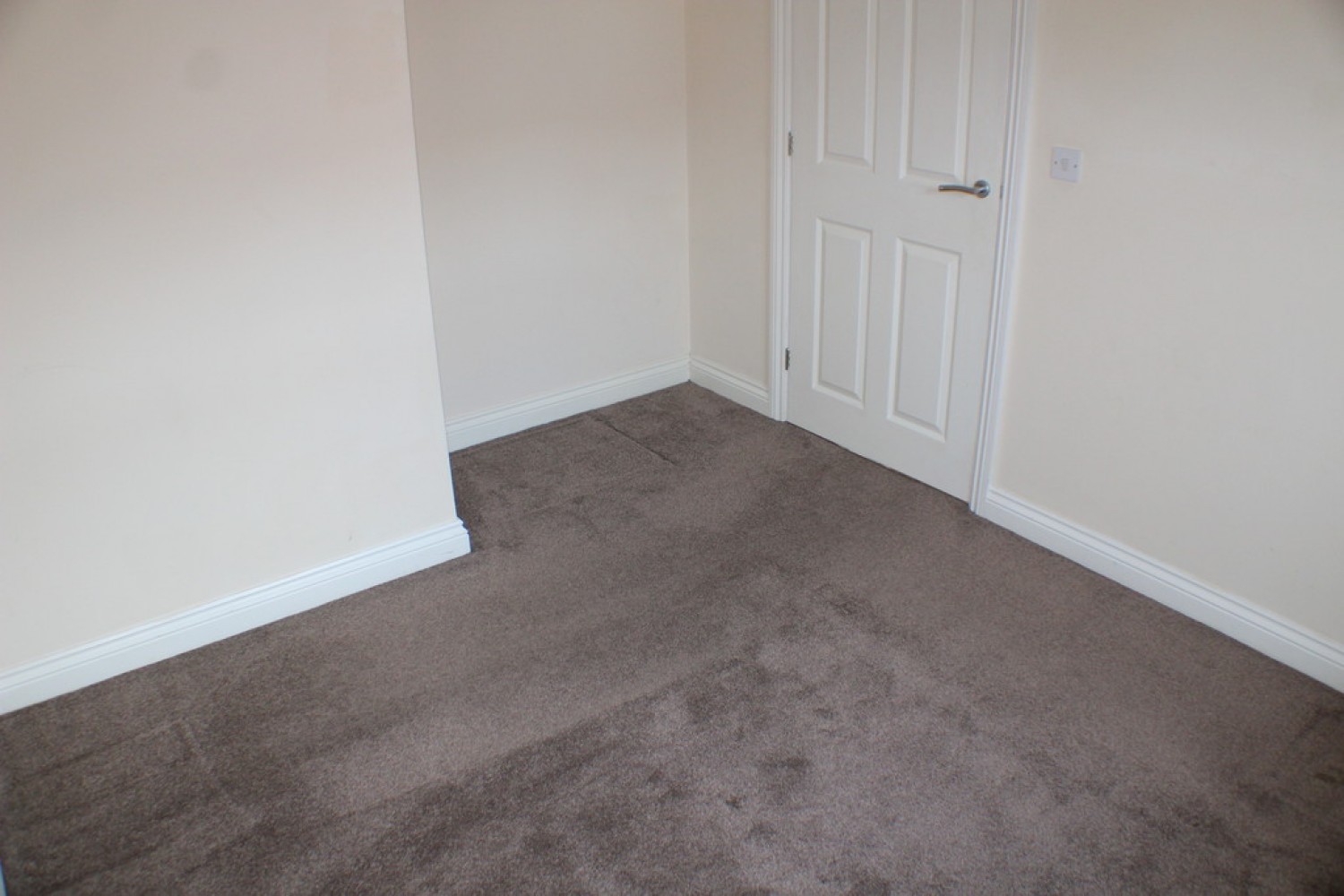 2 bedroom Bungalow for Letting Winifred Street, Hucknall