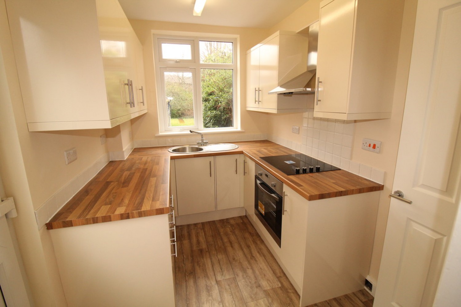 3 bedroom House for Letting Queens Road East, Beeston