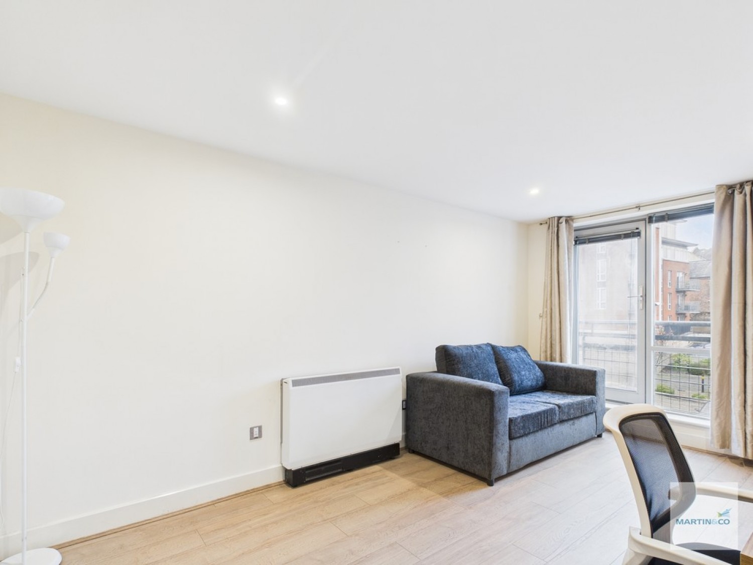 Ropewalk Court, Upper College Street