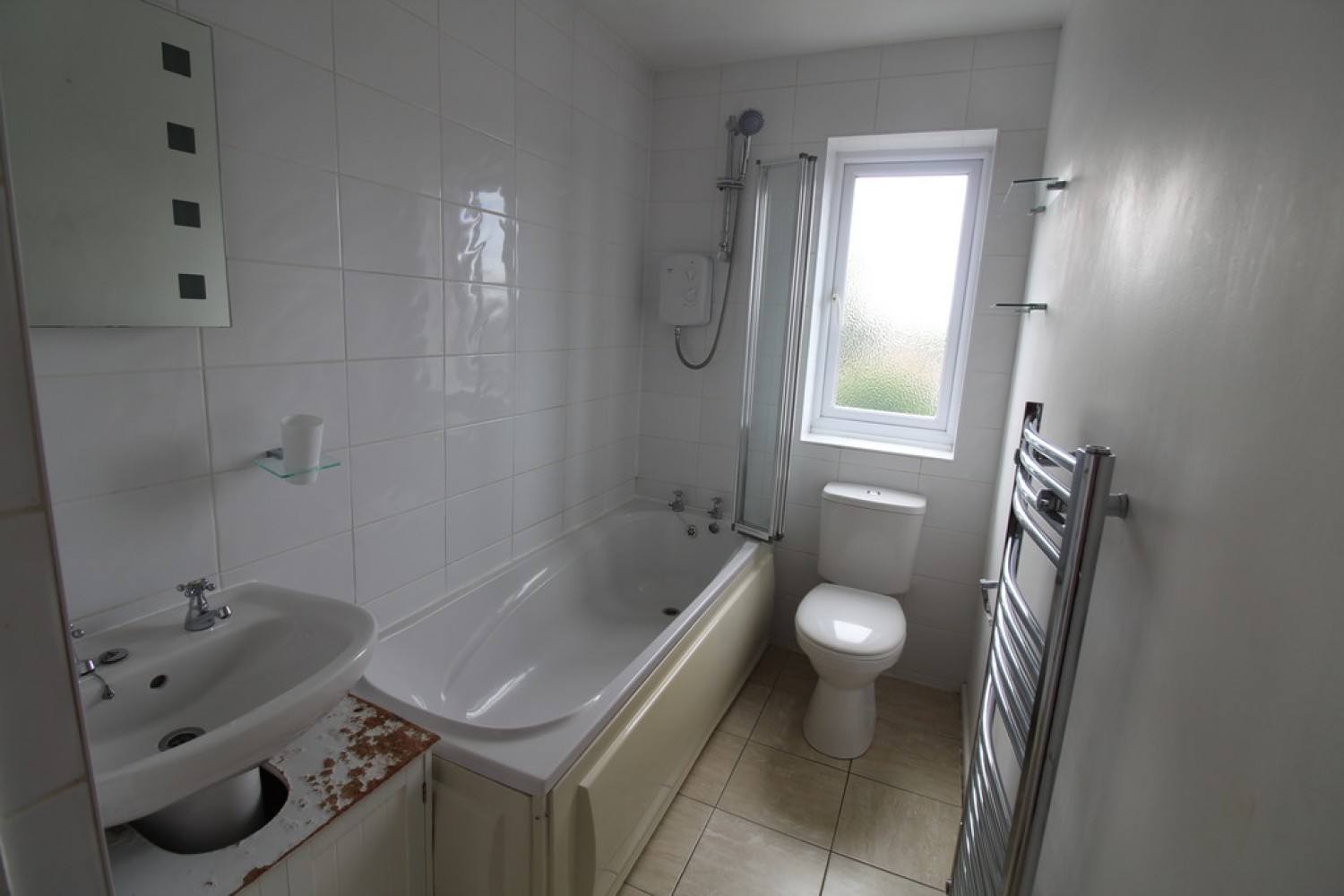 3 bedroom House for Letting Britannia Avenue, Basford