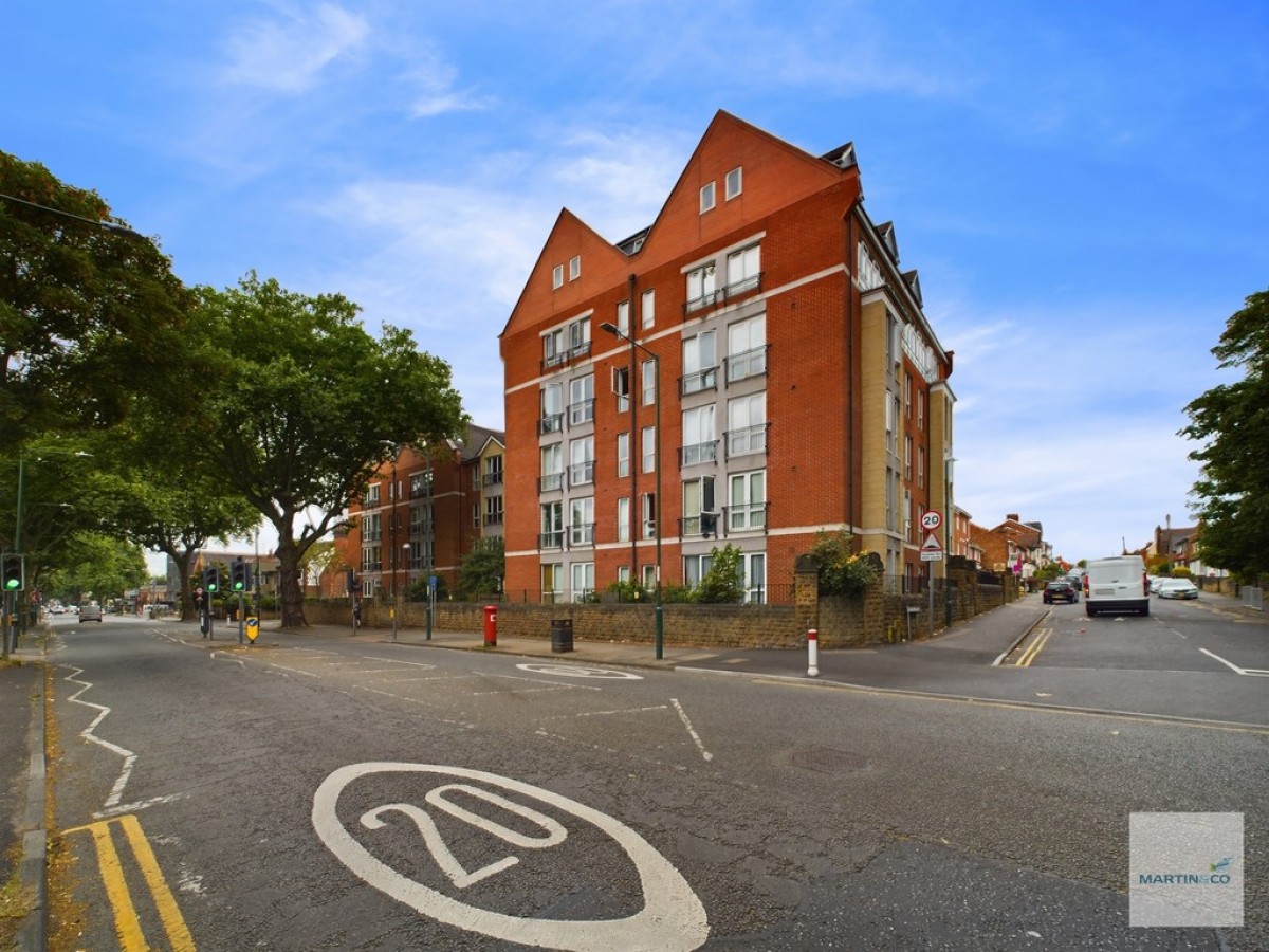 The Pavilion, Russell Road