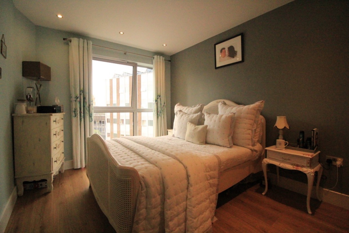 Northwest, Talbot Street