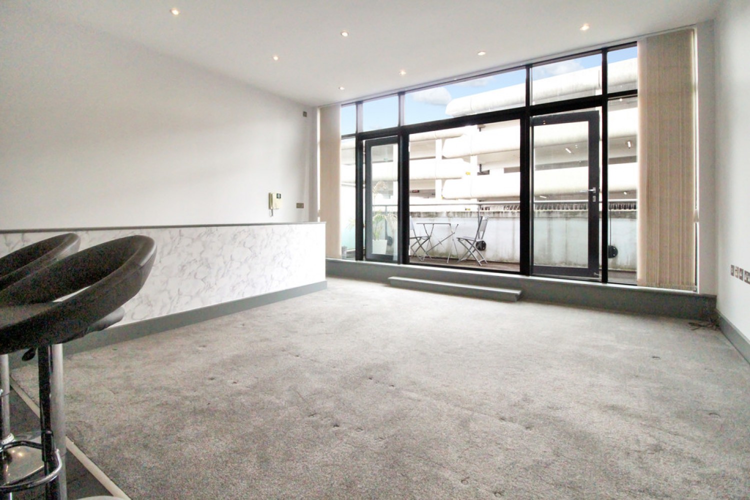 2 bedroom Flat for Sale The Axis, Wollaton Street, Nottingham