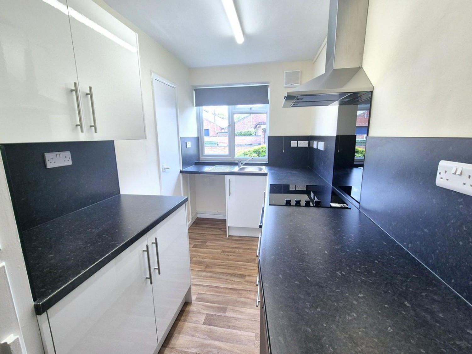2 bedroom Flat for Letting Kirk Close, Chilwell