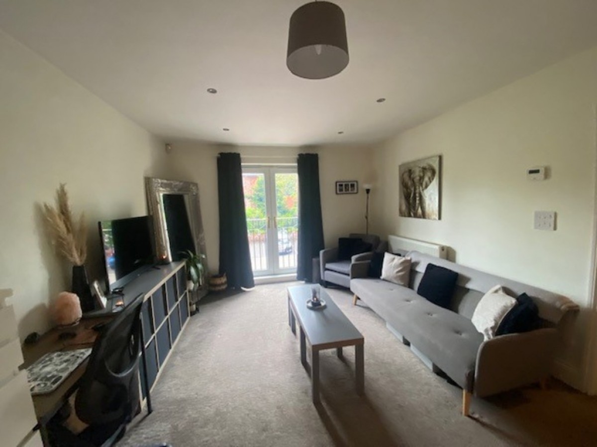 Villers Road , Woodthorpe