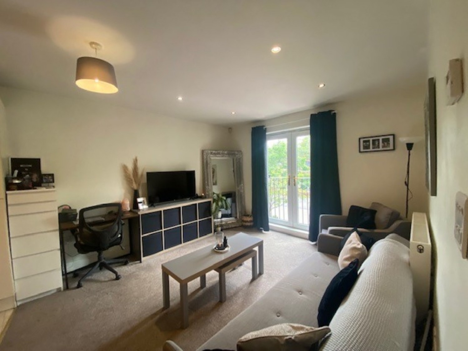 Villers Road , Woodthorpe