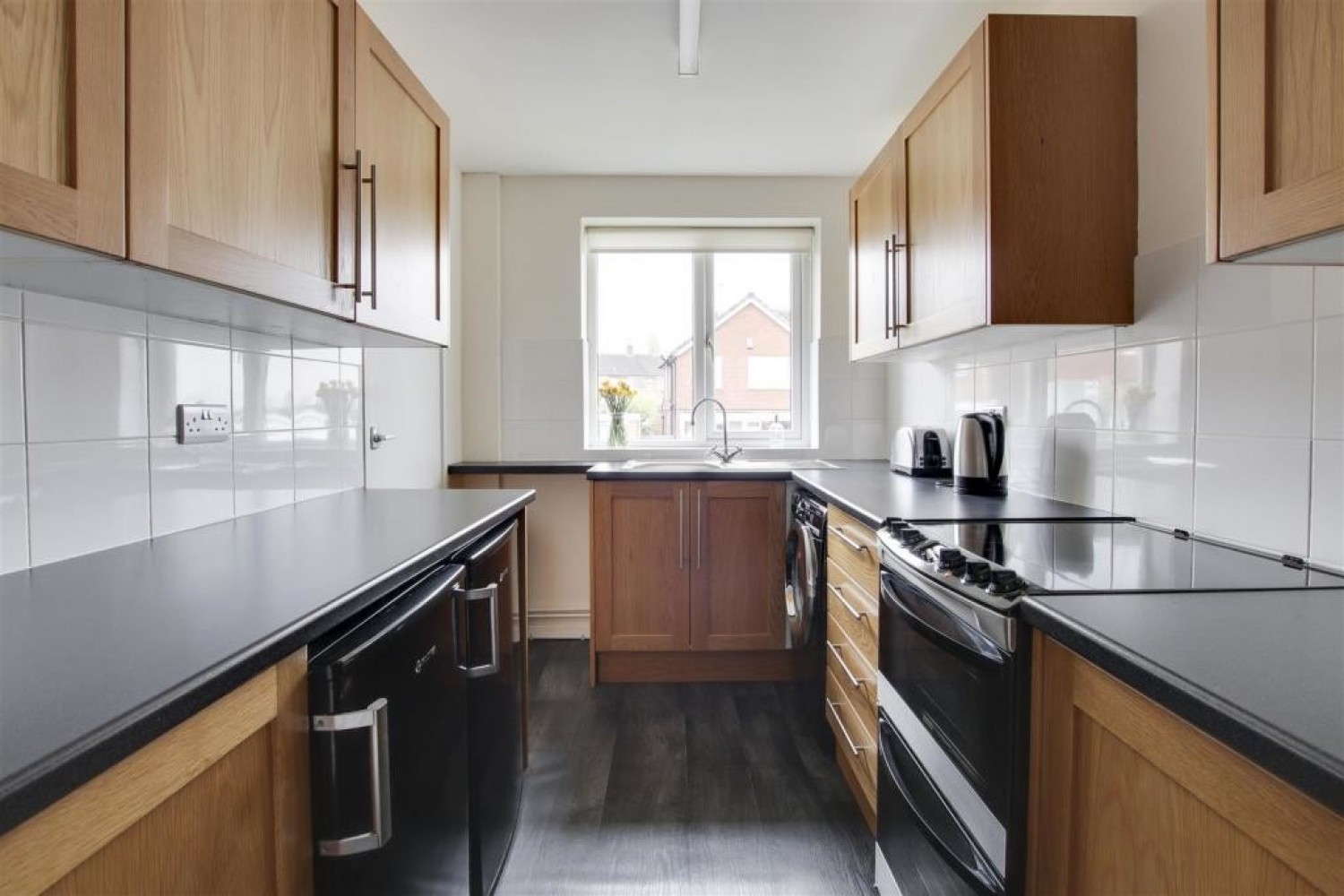 2 bedroom Flat for Letting Windsor Crescent, Nottingham