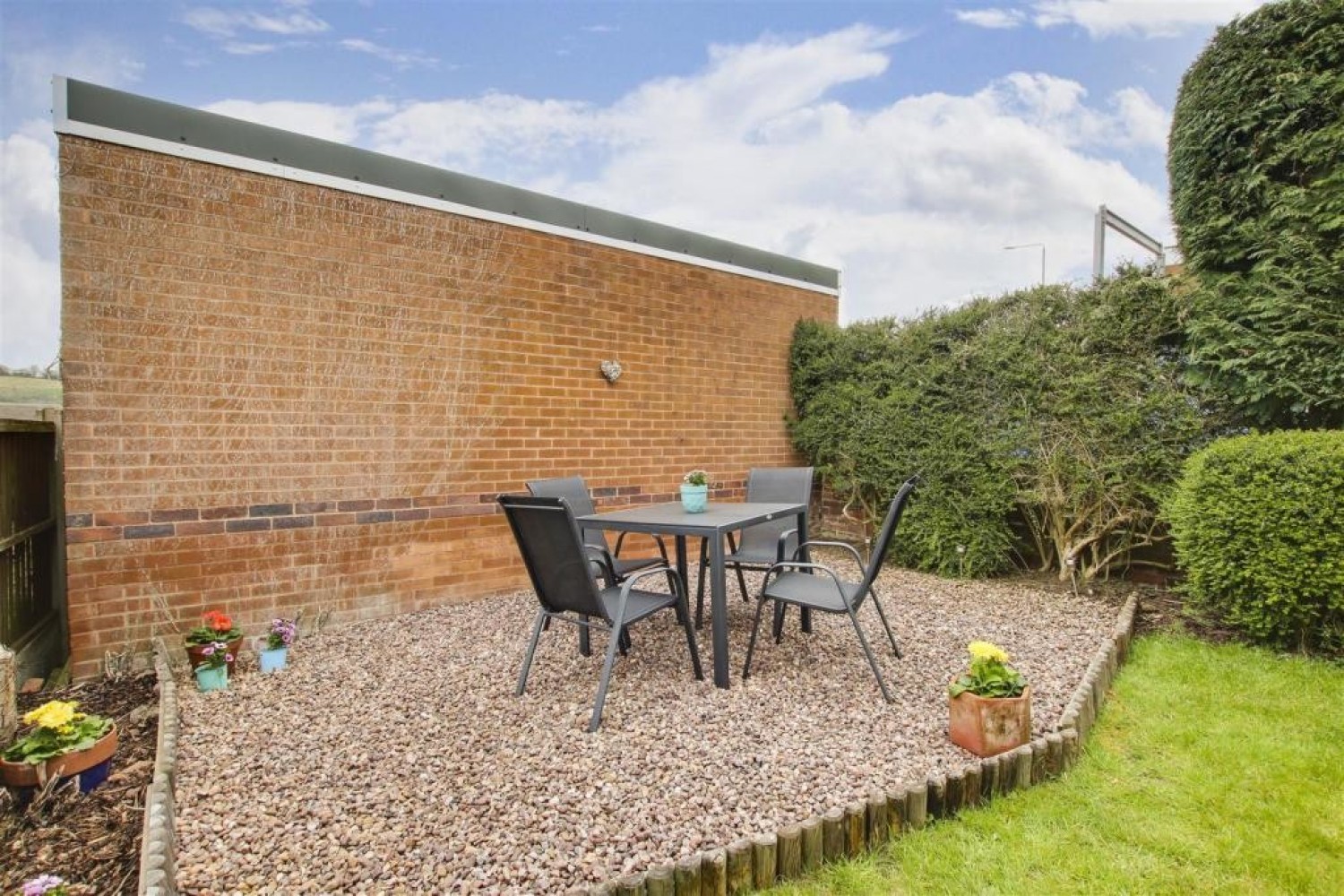 2 bedroom Flat for Letting Windsor Crescent, Nottingham