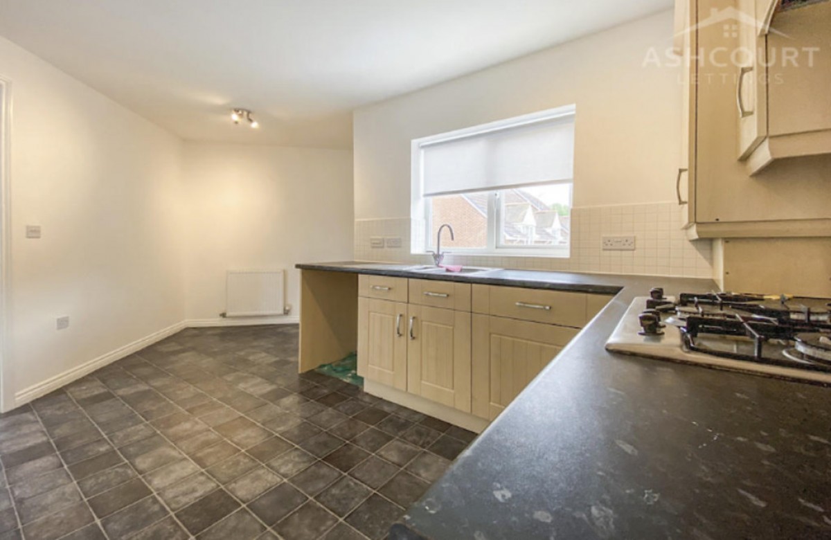 Sandmartins Close, Mansfield