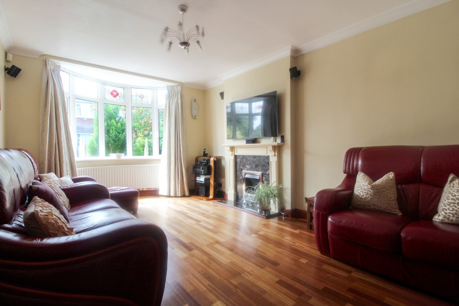 Russell Avenue, Wollaton