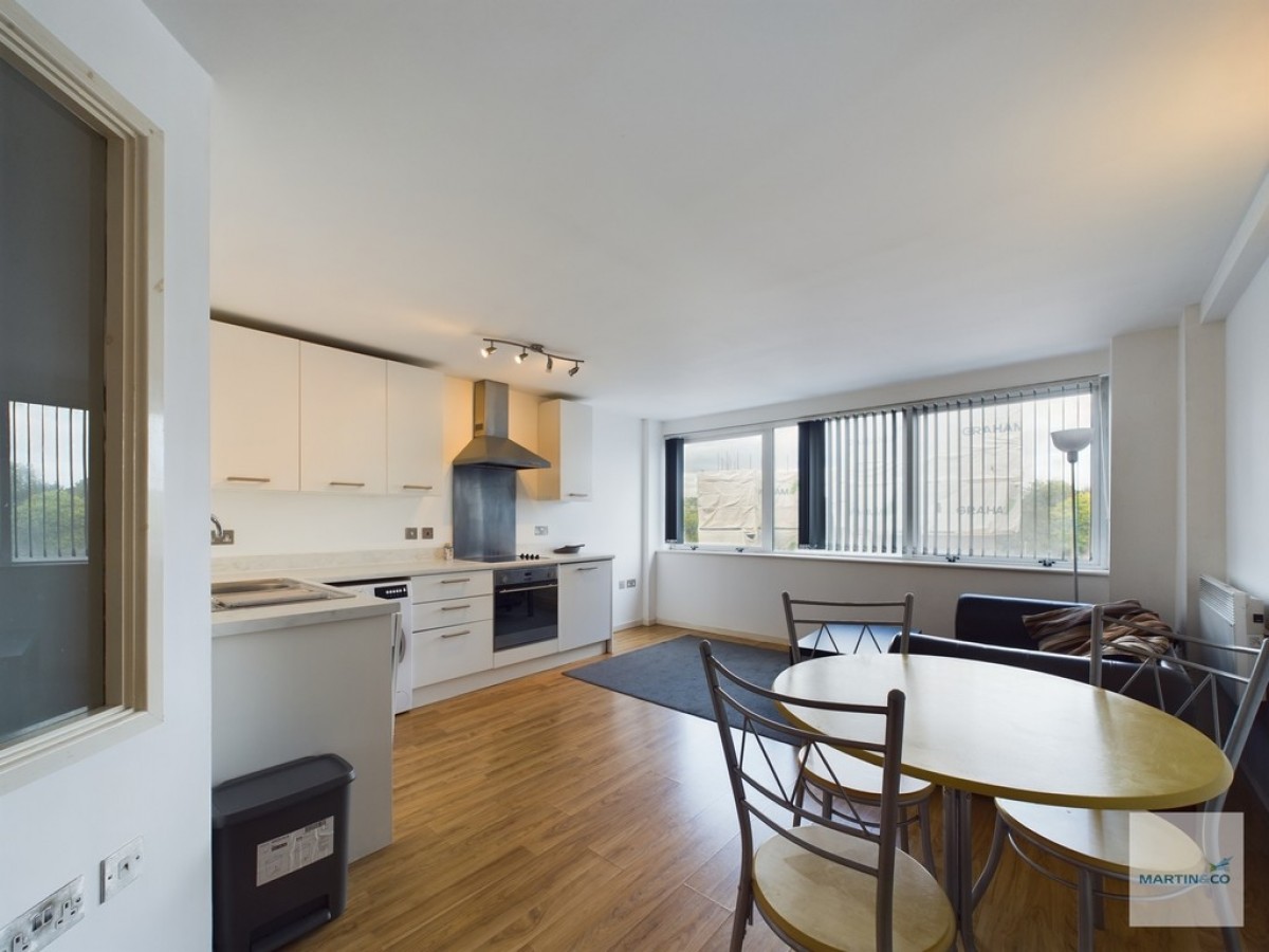 Marco Island, Huntingdon Street