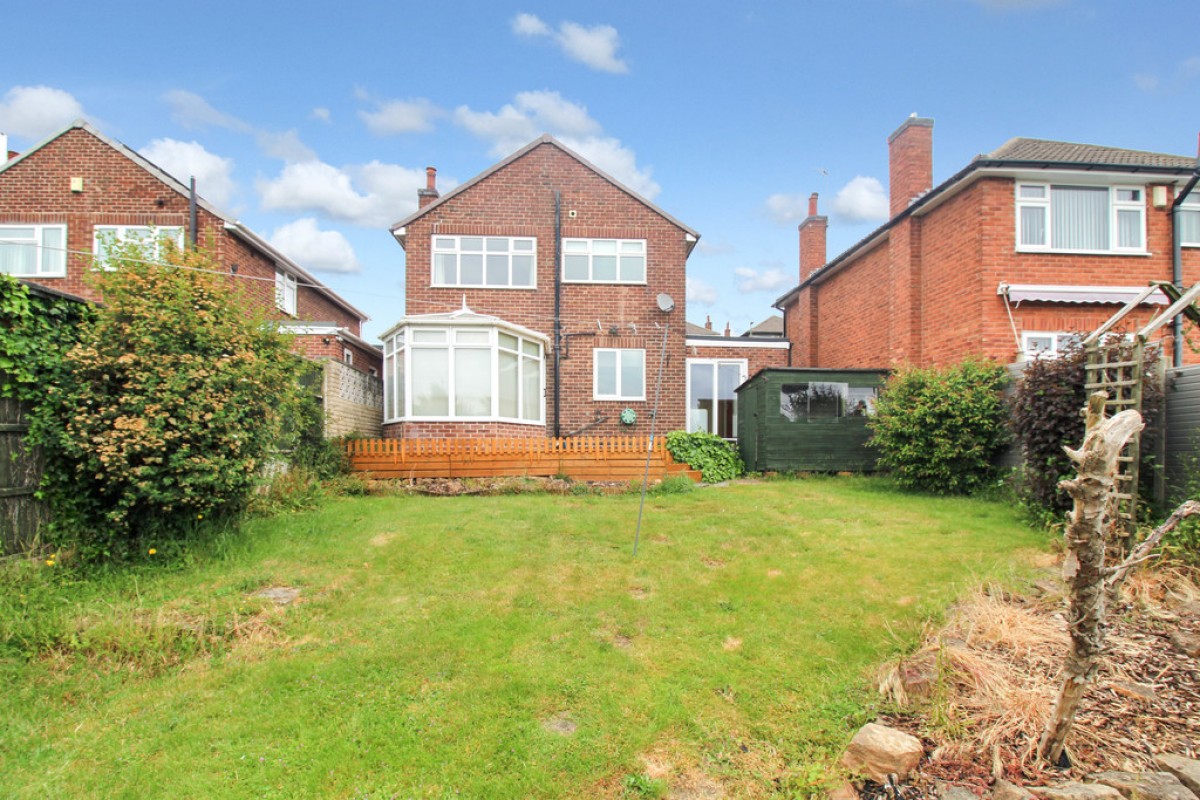 Revelstoke Way, Rise Park