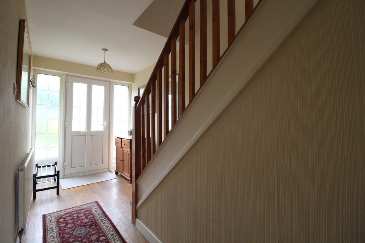 Revelstoke Way, Rise Park