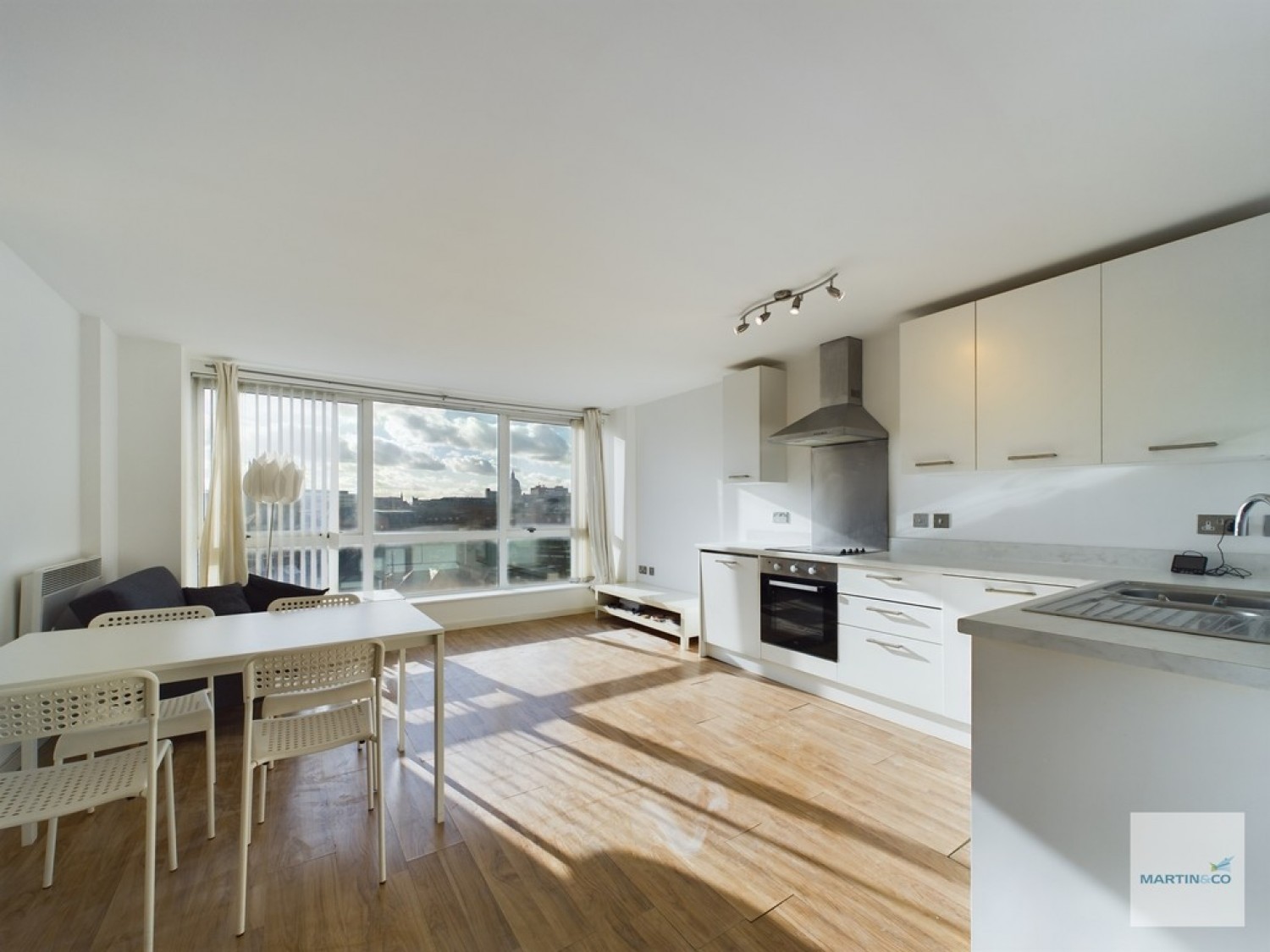 1 bedroom Flat for Sale Marco Island, Huntingdon Street