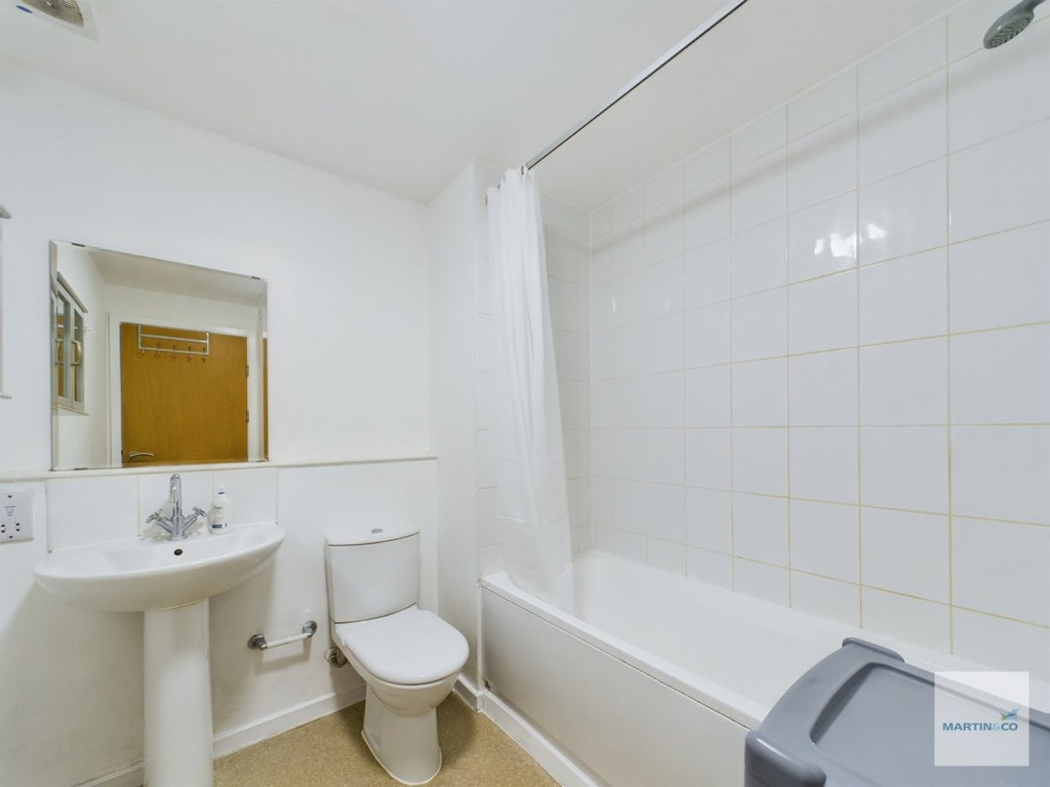 1 bedroom Flat for Sale Marco Island, Huntingdon Street