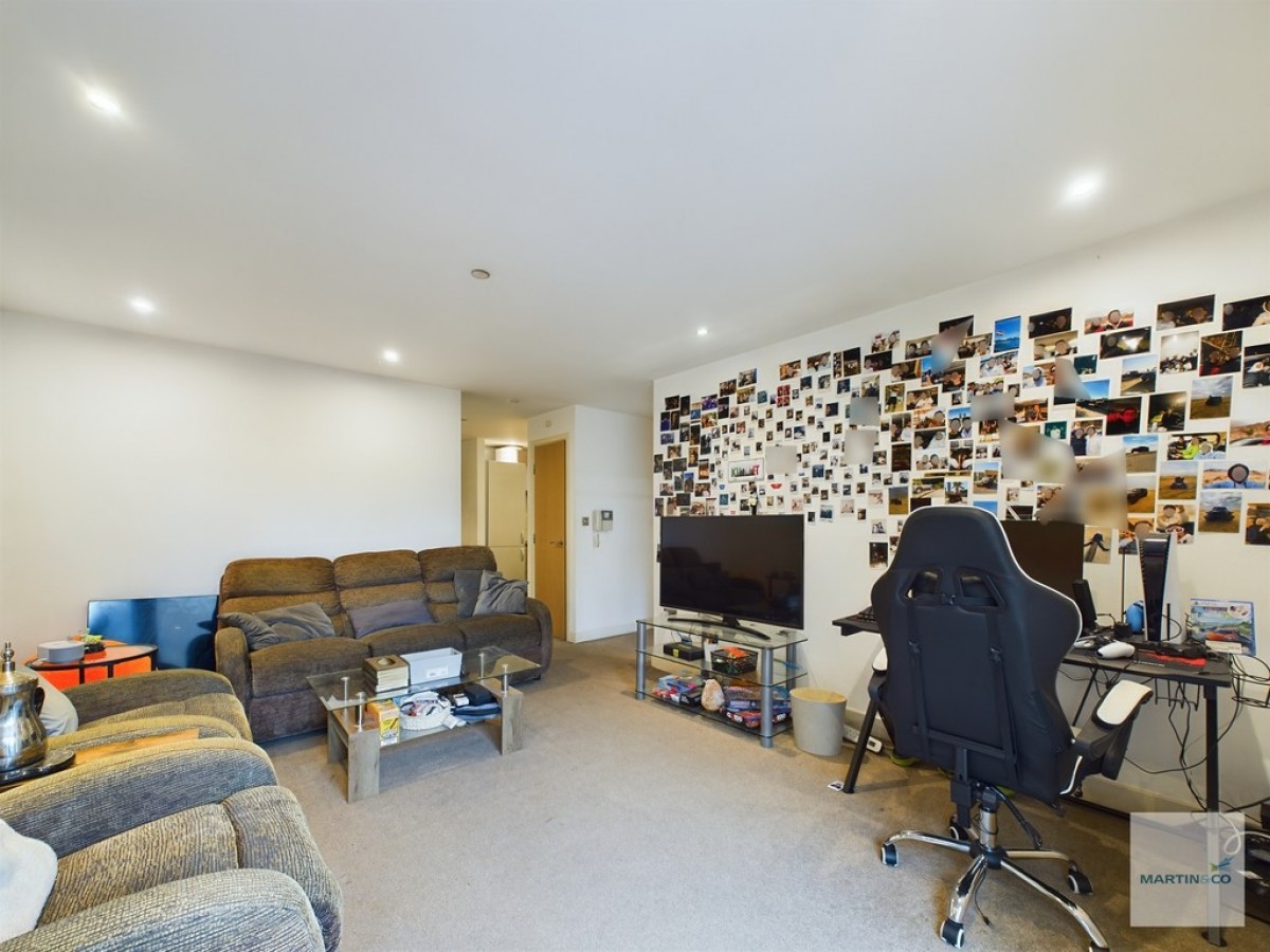 The Habitat, Woolpack Lane