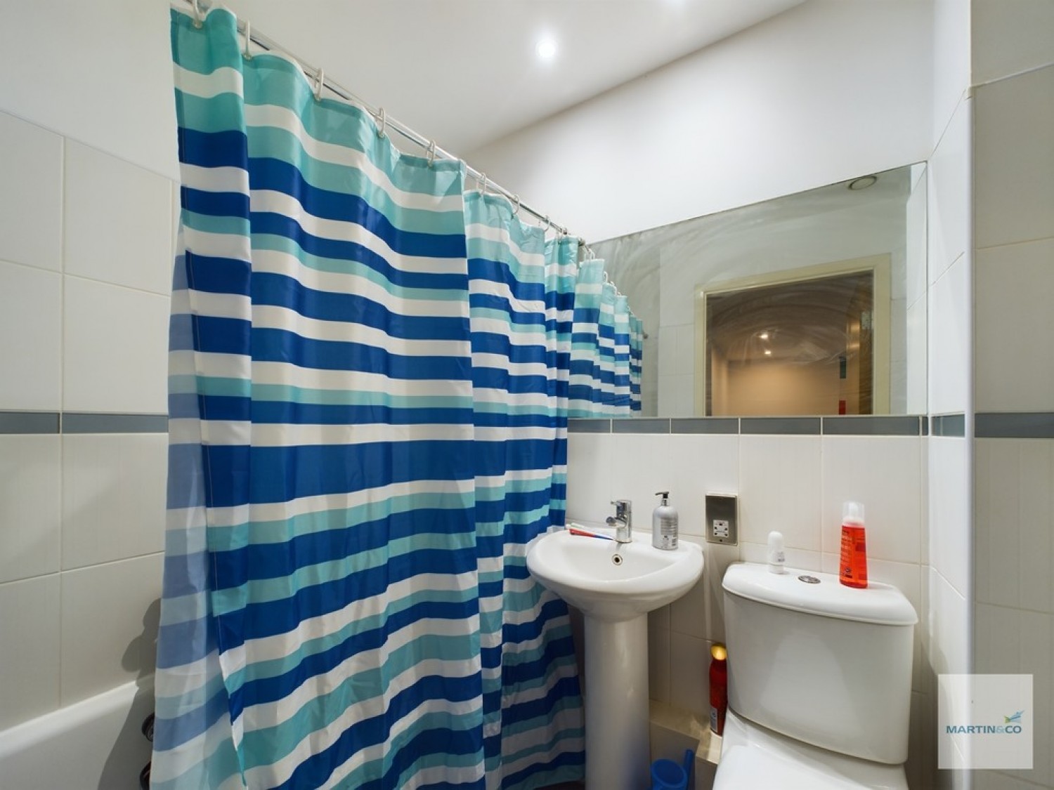 2 bedroom Flat for Sale The Habitat, Woolpack Lane