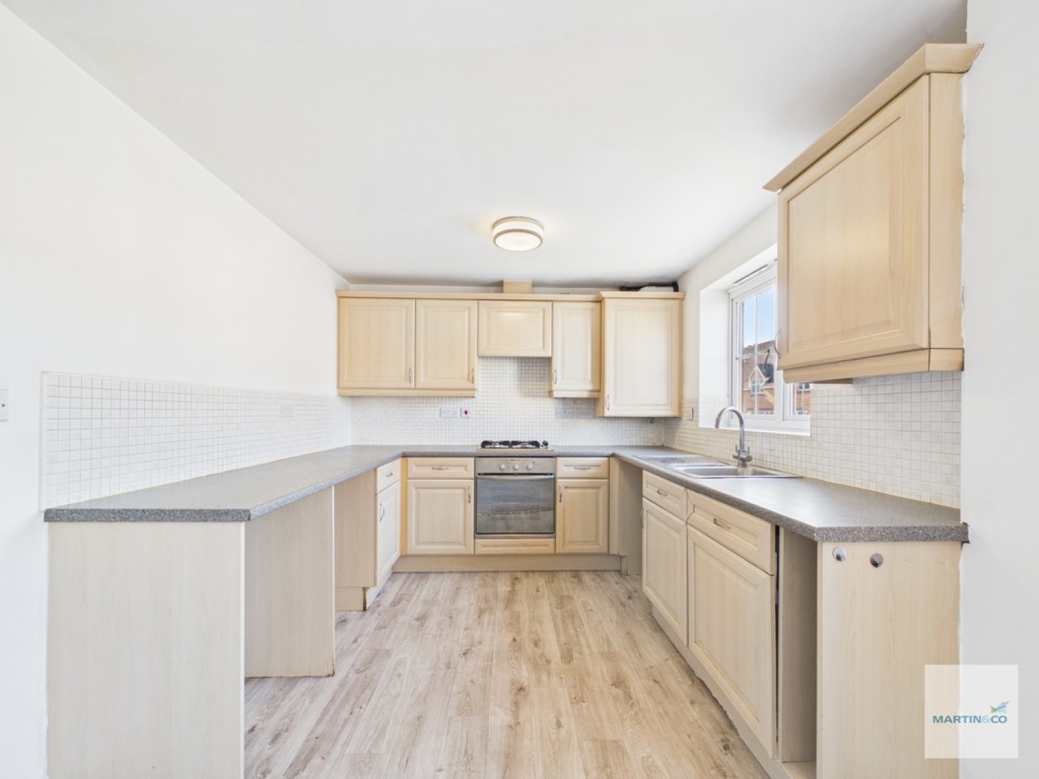 2 bedroom Flat for Letting Ruby Way, Mansfield