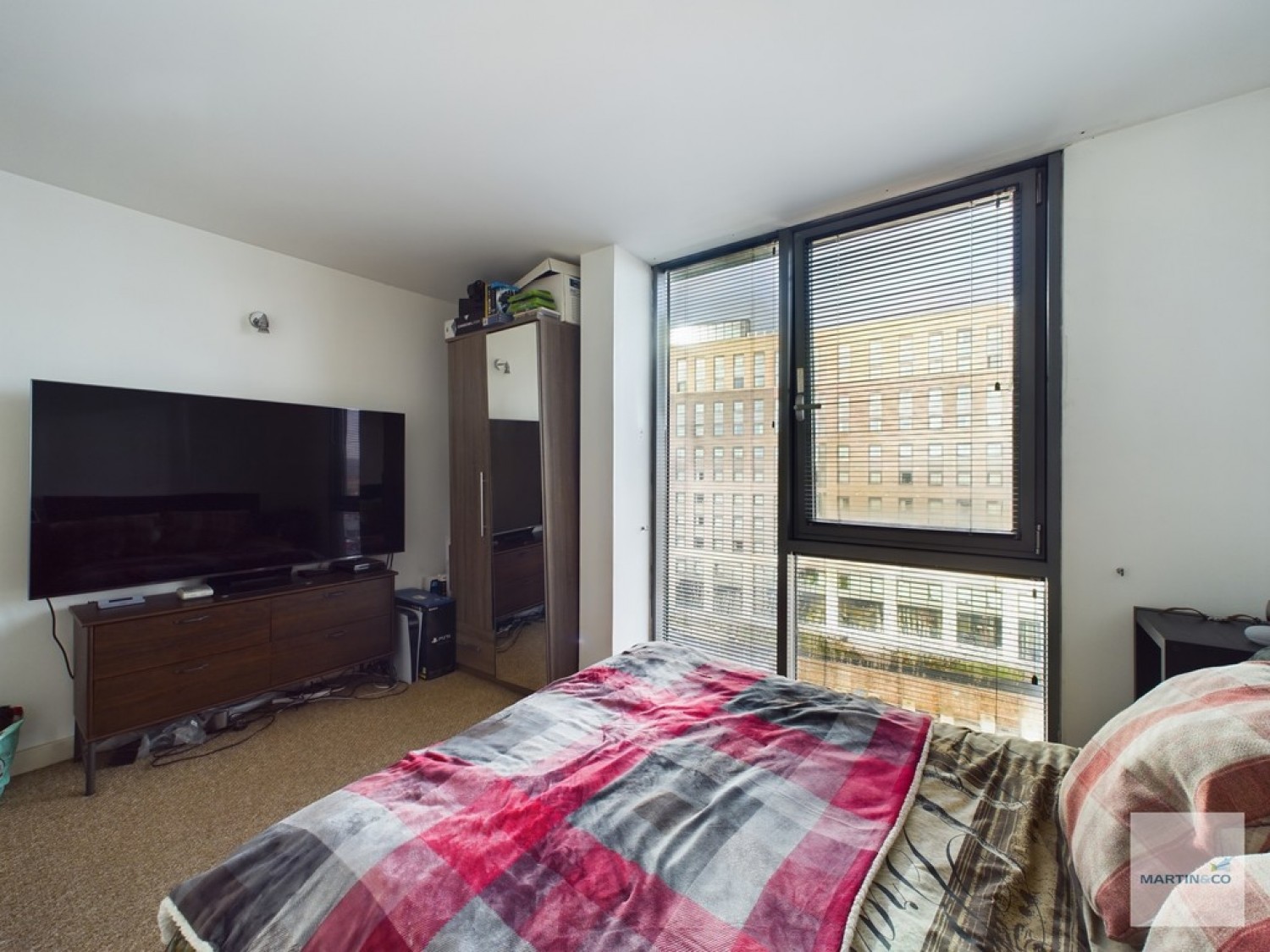 2 bedroom Flat for Sale The Hicking Building, Queens Road