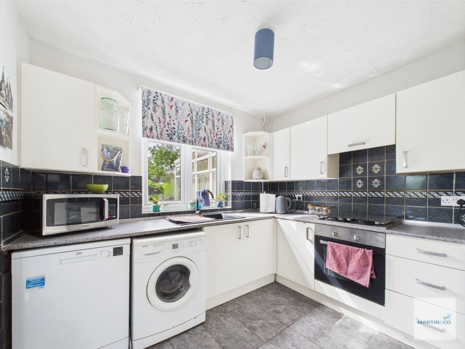 Farfield Avenue, Beeston