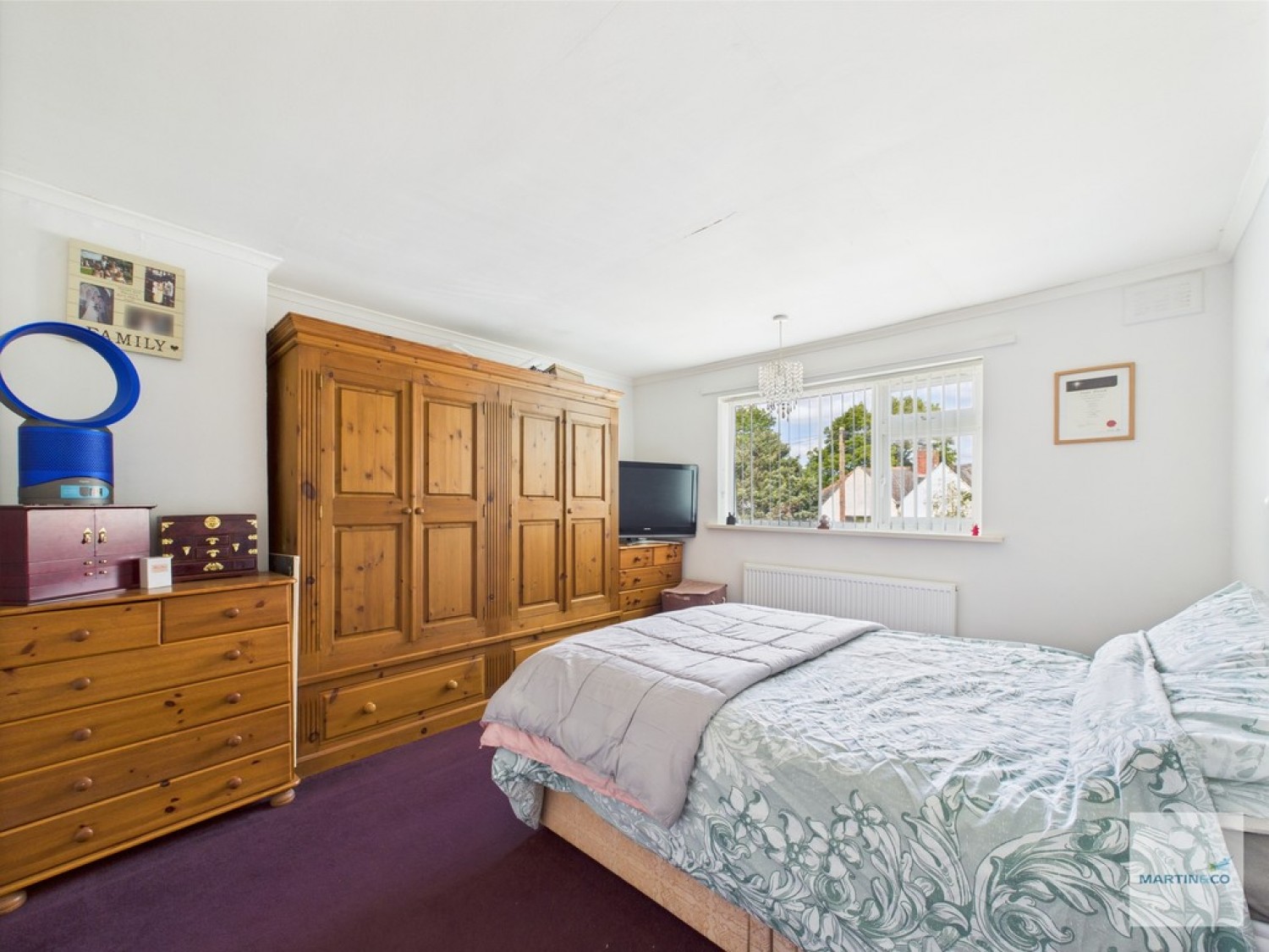 Farfield Avenue, Beeston