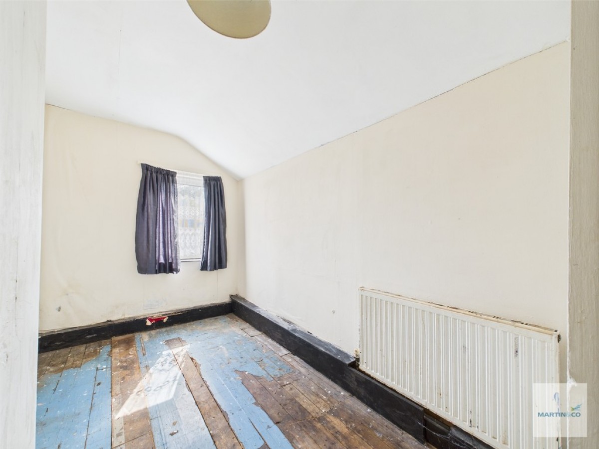 Montague Road, Hucknall