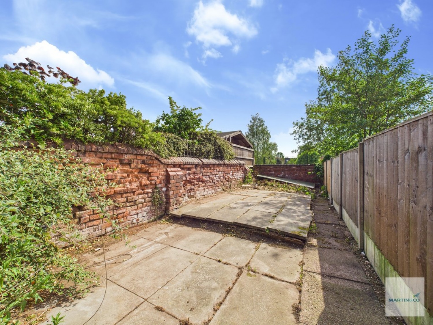 Montague Road, Hucknall