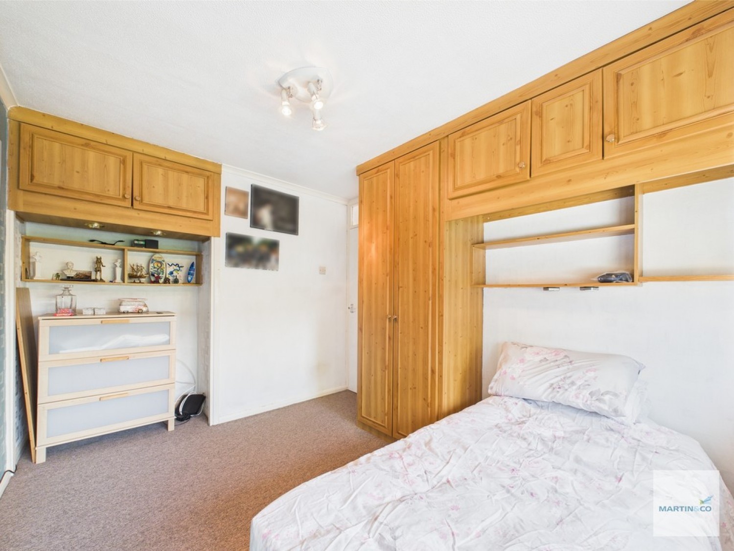 St Johns Crescent, Hucknall
