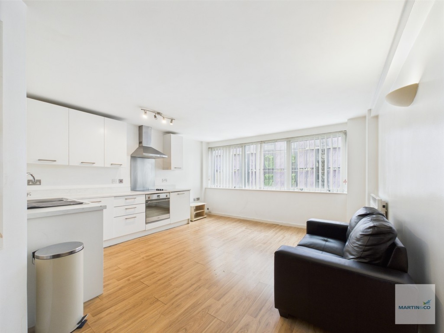 1 bedroom Flat for Sale Marco Island, Huntingdon Street
