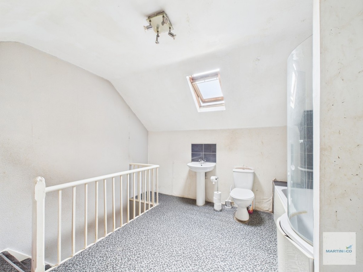 Carlingford Road, Hucknall