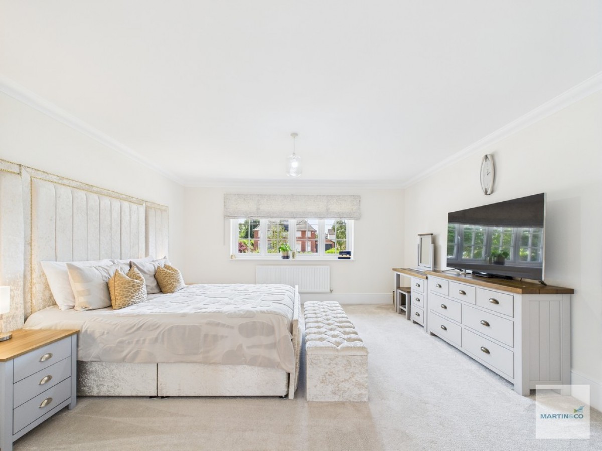 Nicker Hill, Keyworth, Nottingham