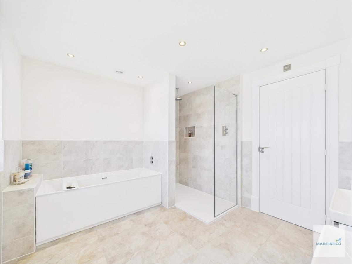 Nicker Hill, Keyworth, Nottingham