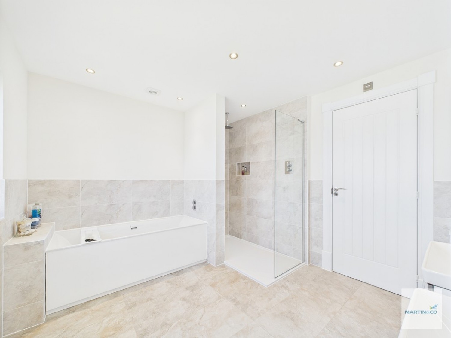 Nicker Hill, Keyworth, Nottingham