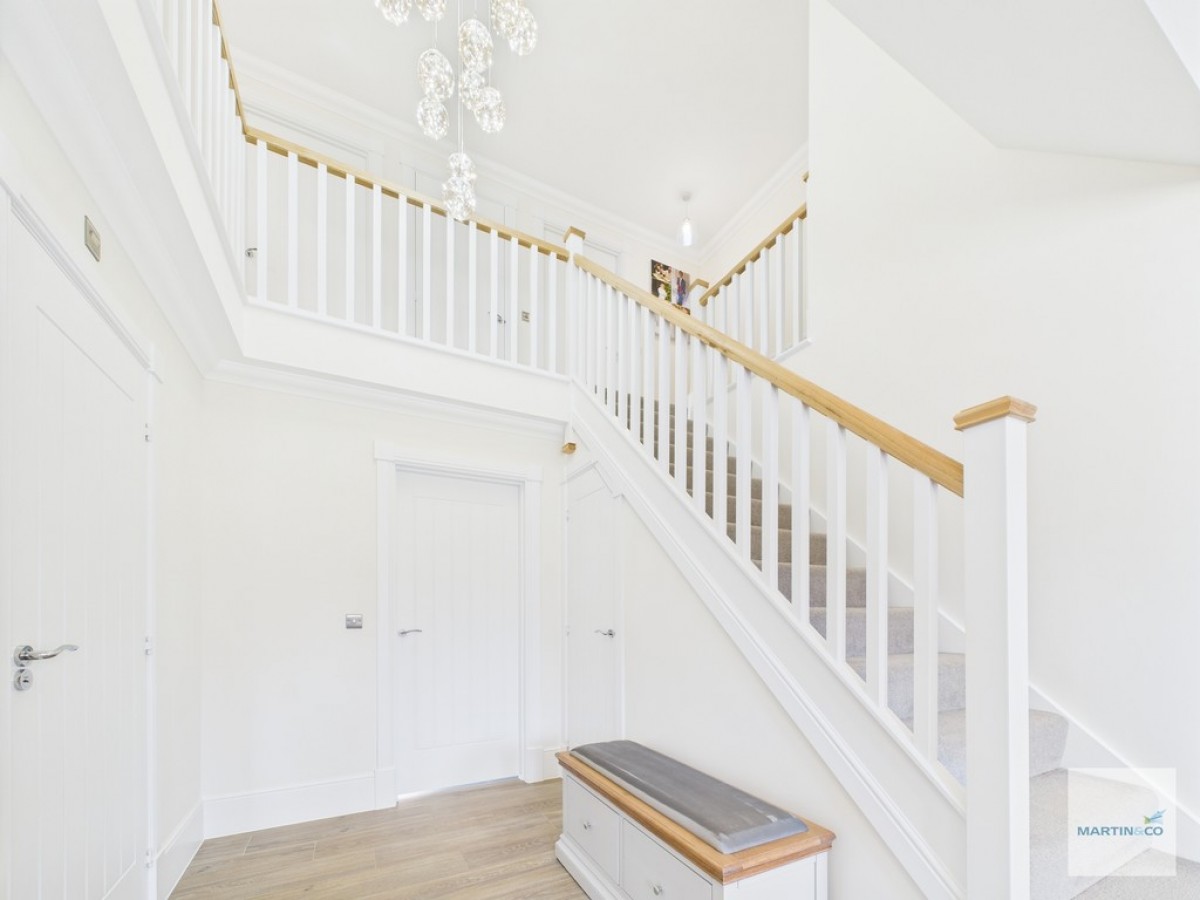 Nicker Hill, Keyworth, Nottingham