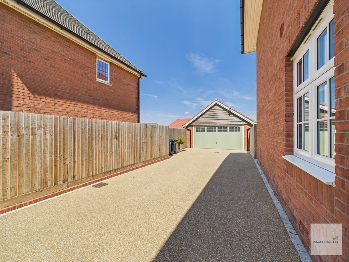 Nicker Hill, Keyworth, Nottingham